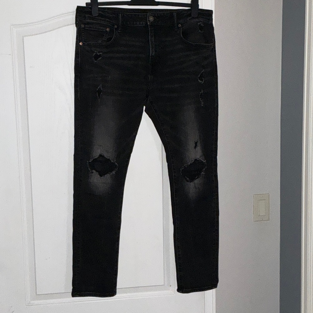 American Eagle Outfitters Men's Black Ripped Skinny Jeans